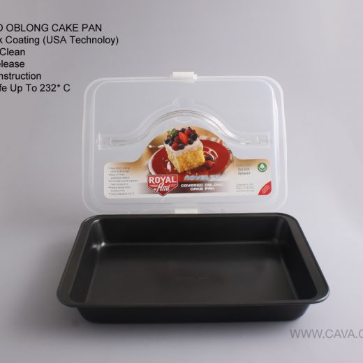 Covered Oblong Cake Pan